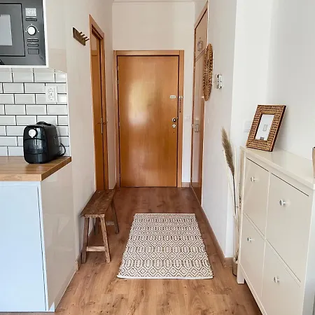 Apartment Seaven